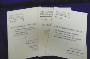 Photo couverture des Verités Eternelles en Cahiers Théosophiques